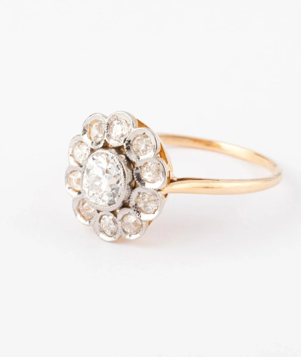 Antique daisy ring in gold and diamond - Image 5