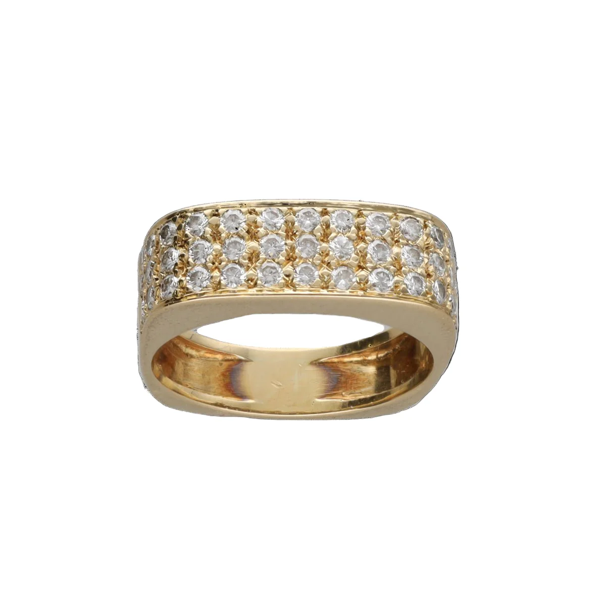 Pavé ring in yellow gold and diamonds