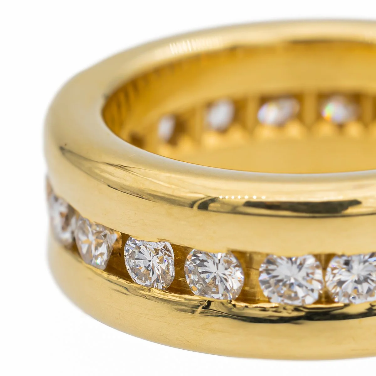Yellow gold and diamond wedding ring - Image 8
