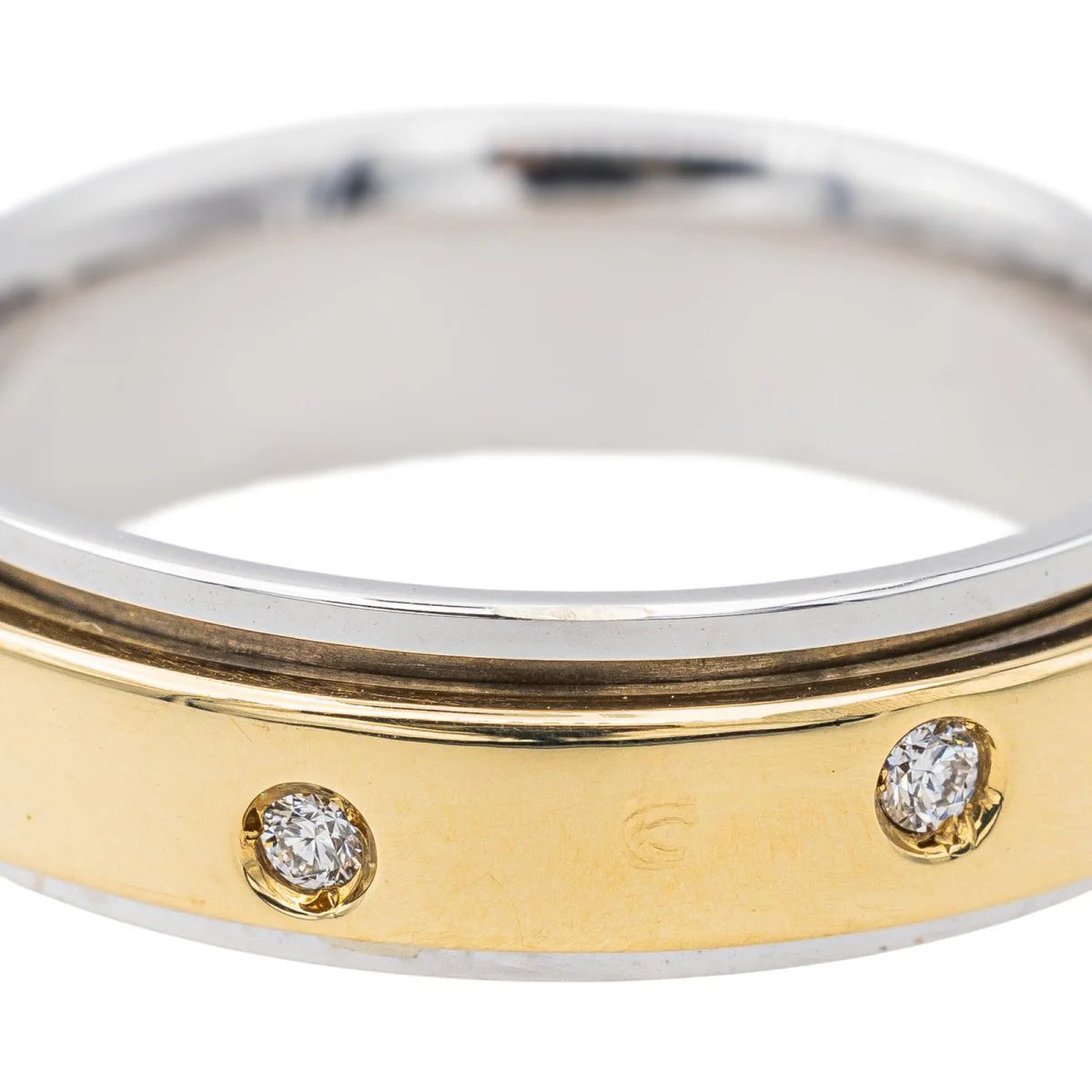 Yellow Gold Diamond Ring - Image 7