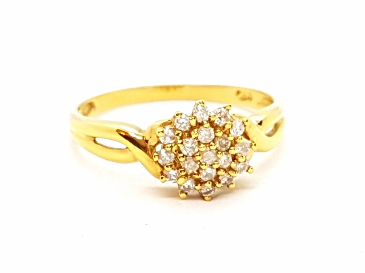 Yellow Gold Diamond Ring - Image 2
