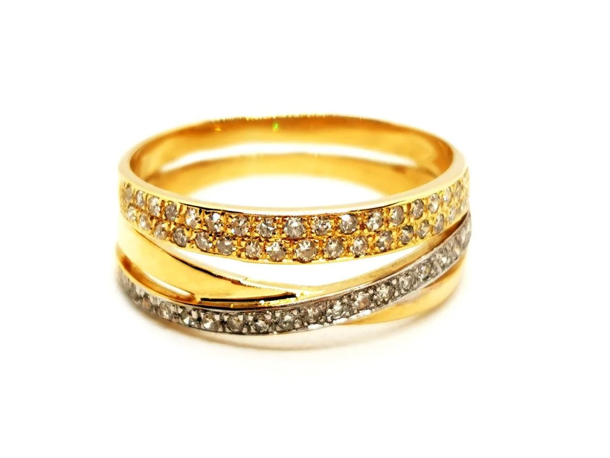Yellow Gold Diamond Ring - Image 3