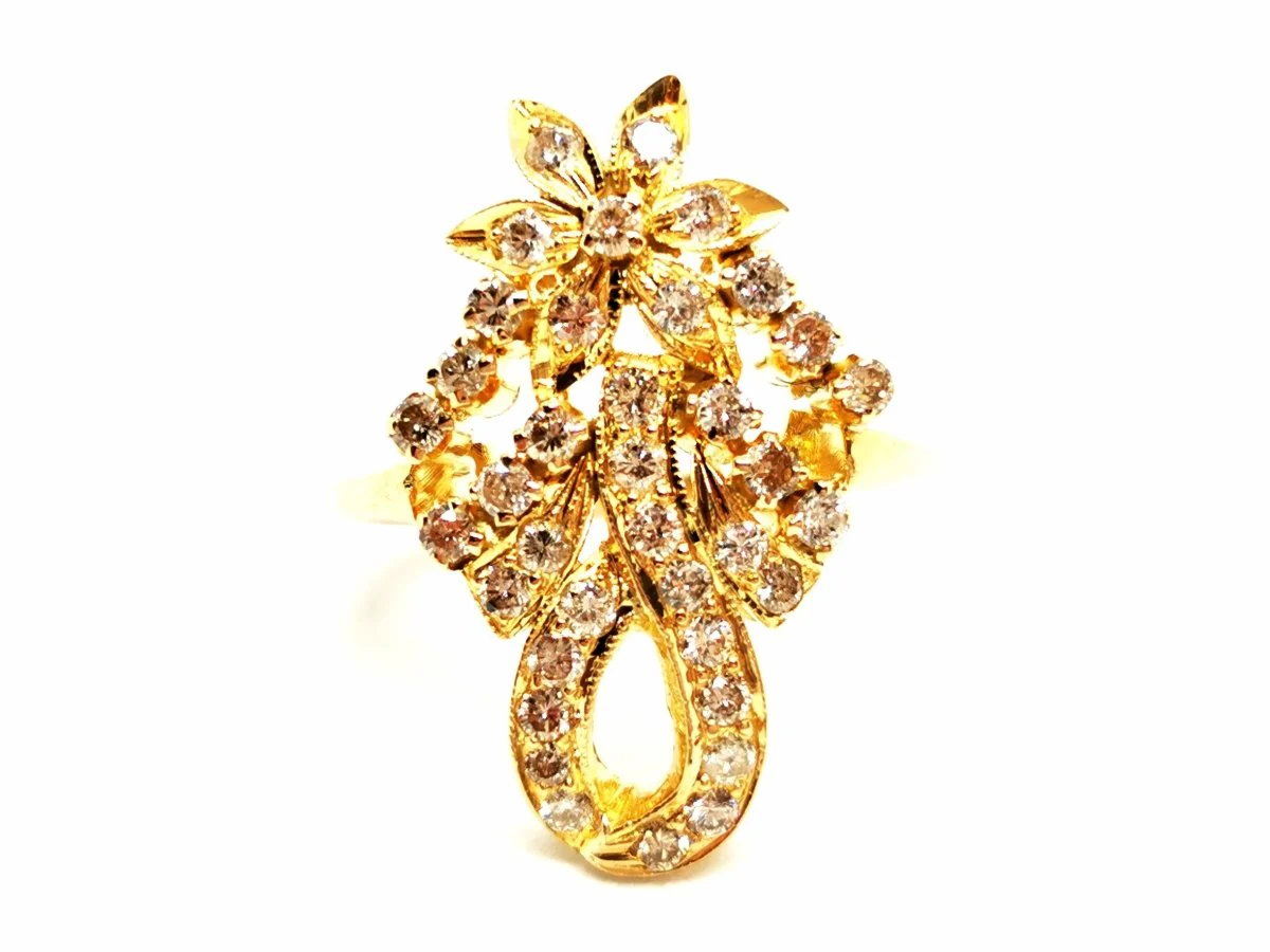 Yellow Gold Diamond Ring - Image 8