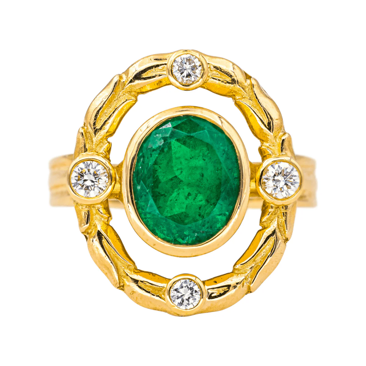 Ring Cocktail in yellow gold, emerald and diamonds