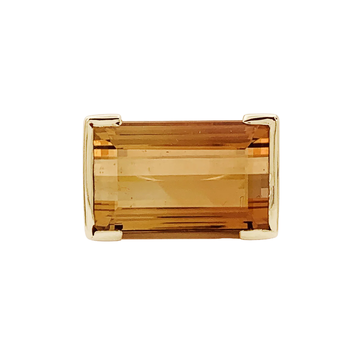 Cocktail ring in yellow gold and topaz
