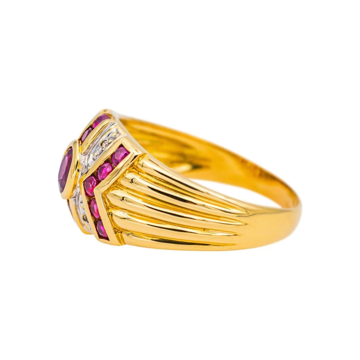 Yellow gold Ruby Ring - Image 4