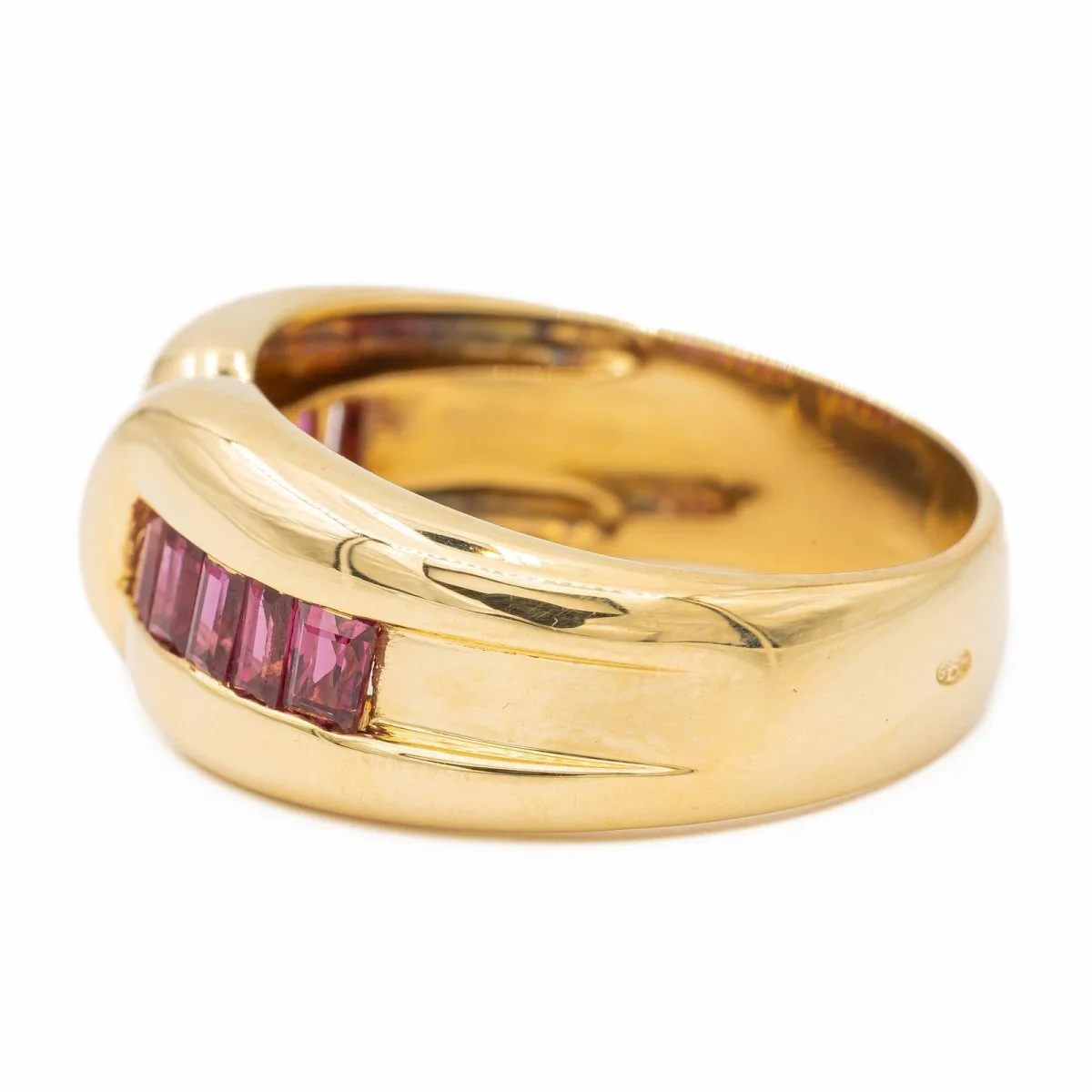 Ruby Yellow Gold Ring - Image 3
