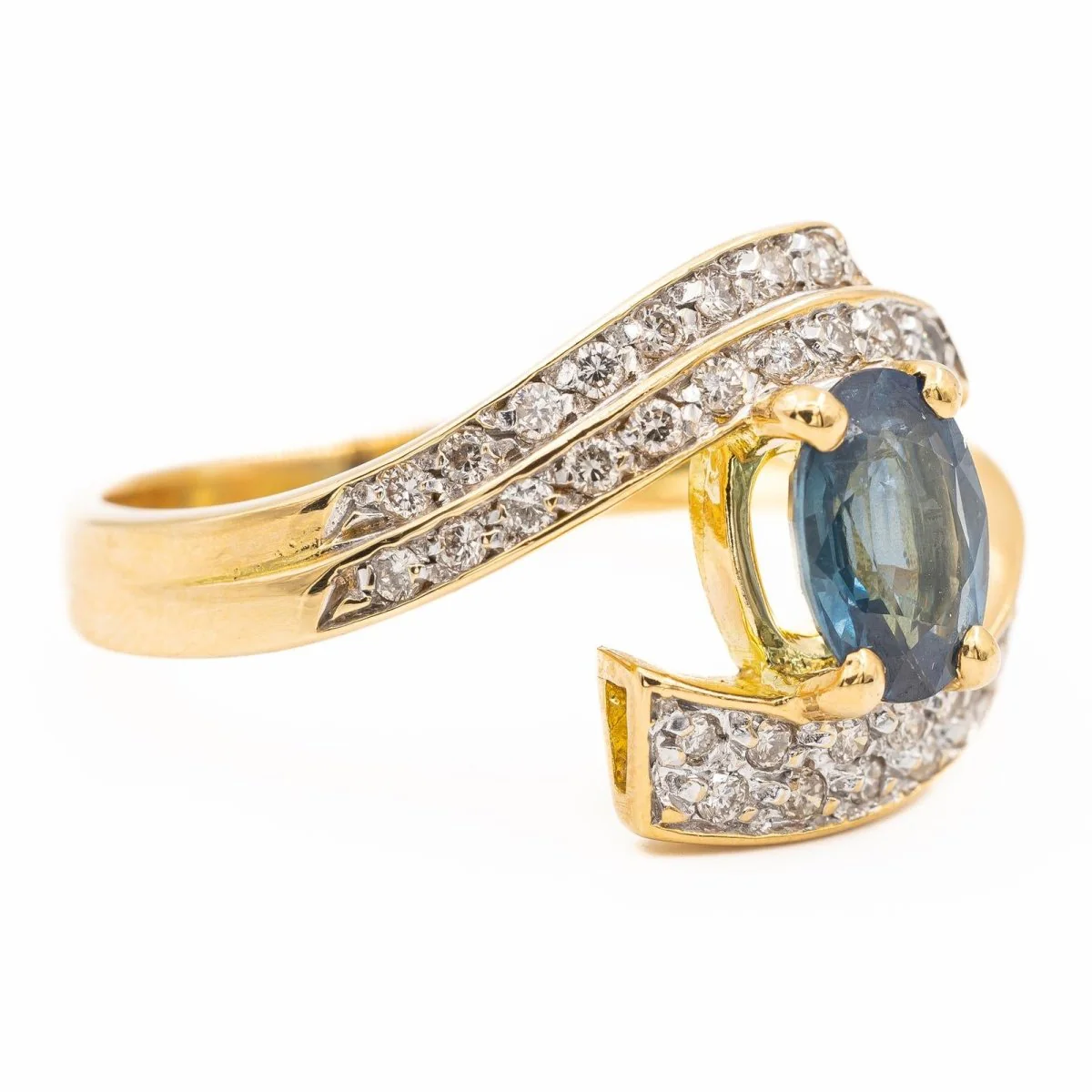 Yellow Gold Sapphire Ring - Image 7