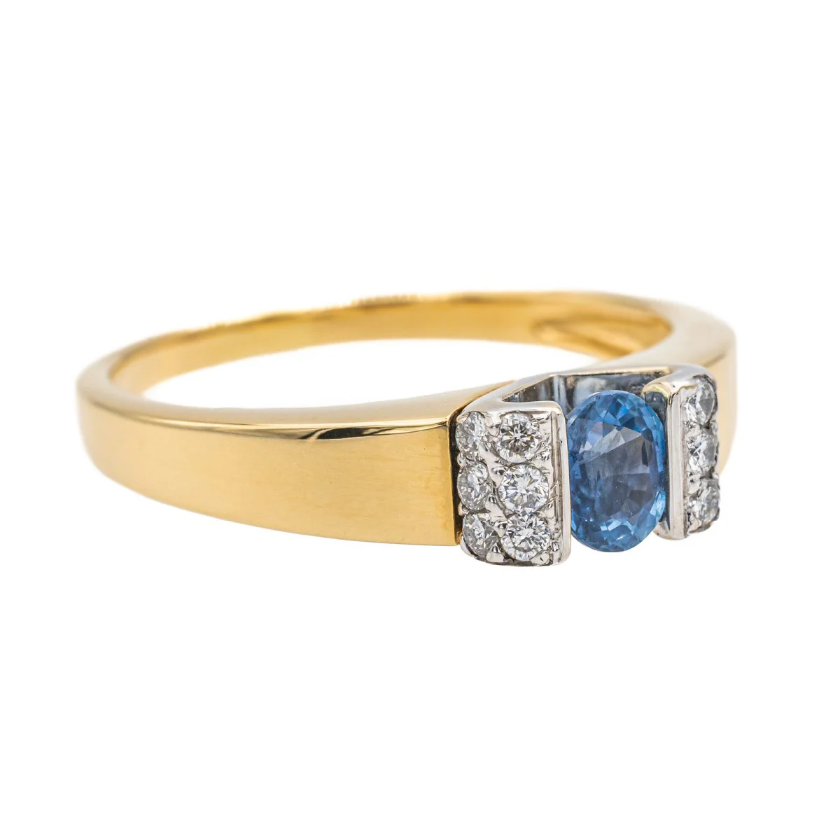 Yellow Gold Sapphire Ring - Image 7