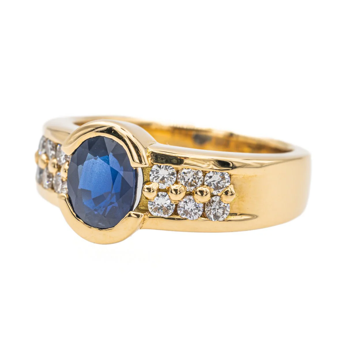 Yellow Gold Sapphire Ring - Image 3