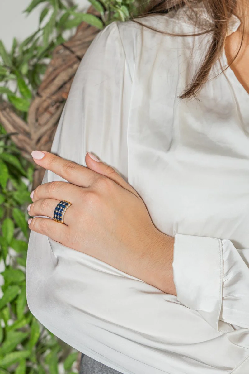 Yellow Gold Sapphire Ring - Image 2