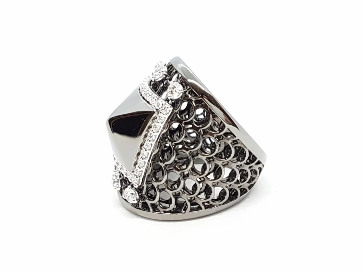 Black Gold Diamond Ring - Image 12