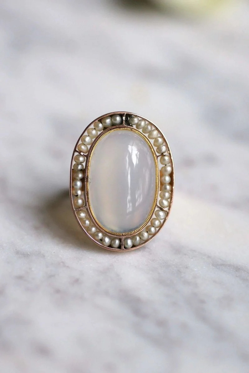 Old pink gold chalcedony blue gray adularescent ring and pearls - Image 4