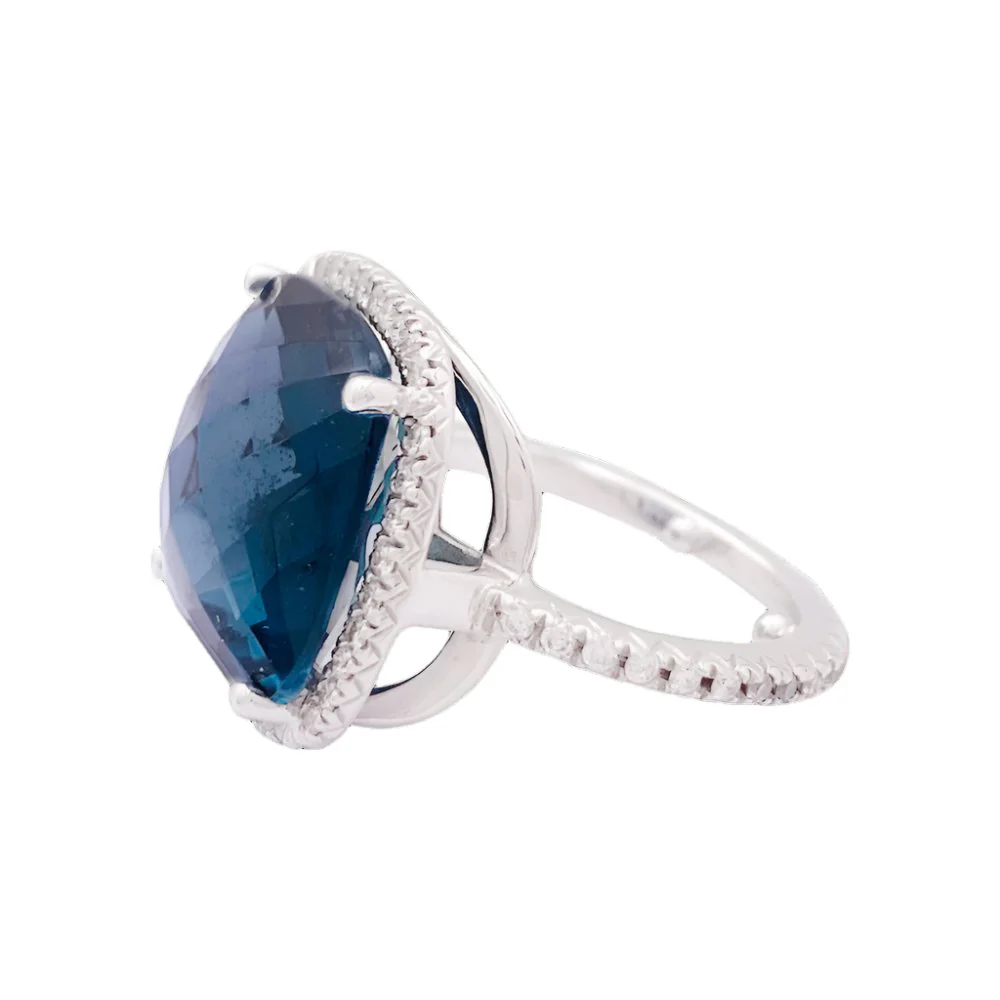 Ring at white gold, blue topaz and diamonds - Image 3