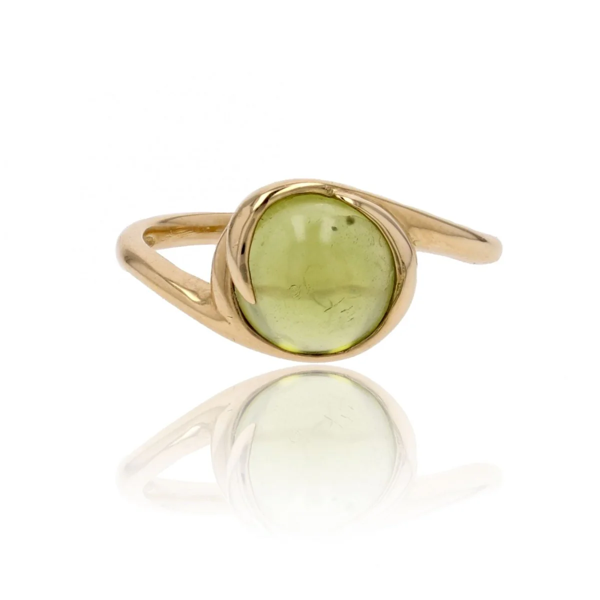 Ring peridot cabochon yellow gold