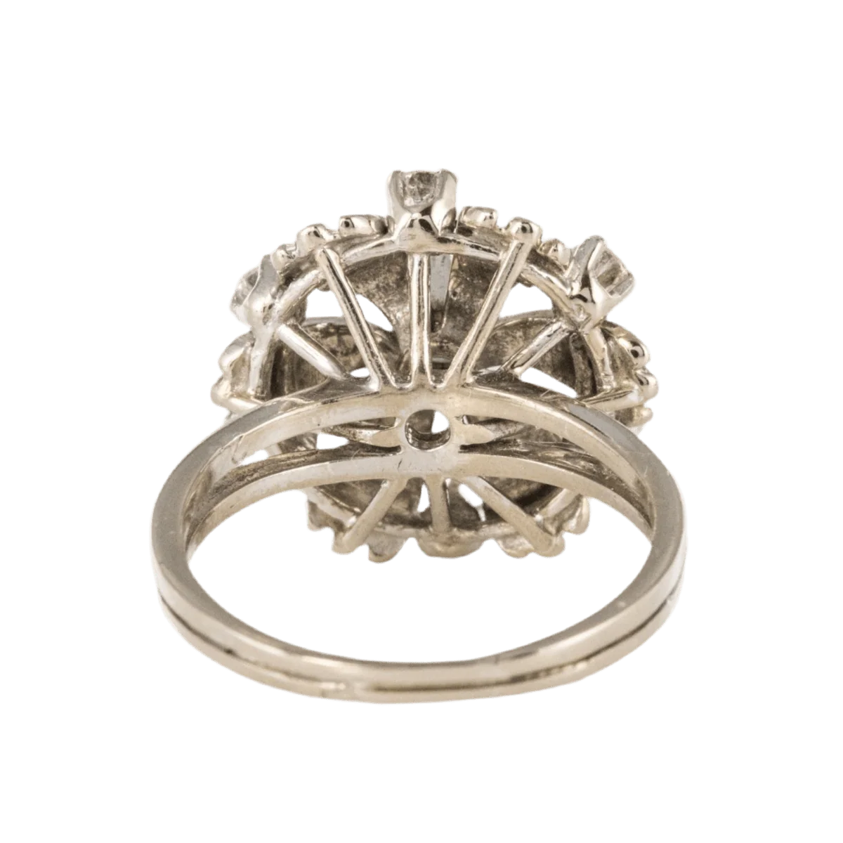 Dome ring in white gold and diamonds - Image 4