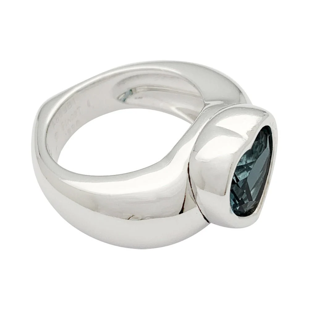 Piaget ring, “Heart”, white gold and topaz - Image 3