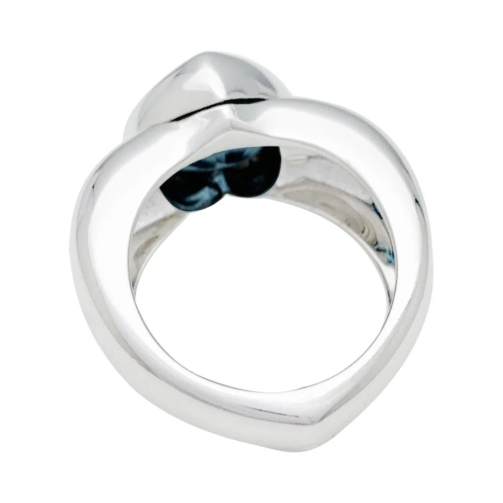 Piaget ring, “Heart”, white gold and topaz - Image 4