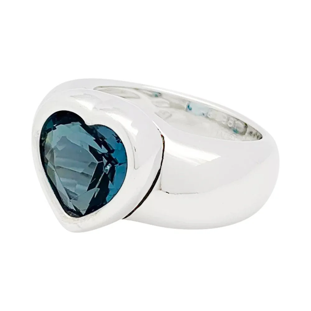Piaget ring, “Heart”, white gold and topaz - Image 7