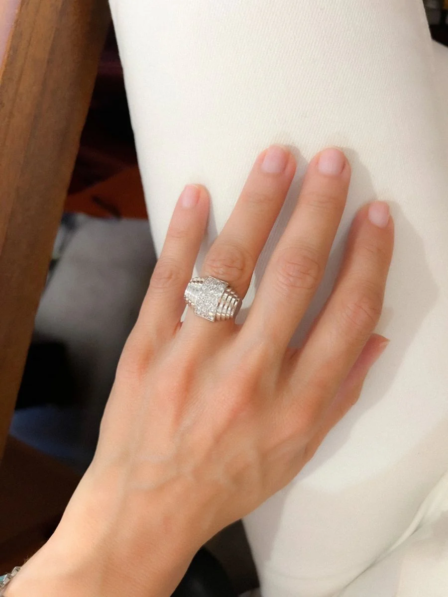 Platinum and diamond tiered ring - Image 8