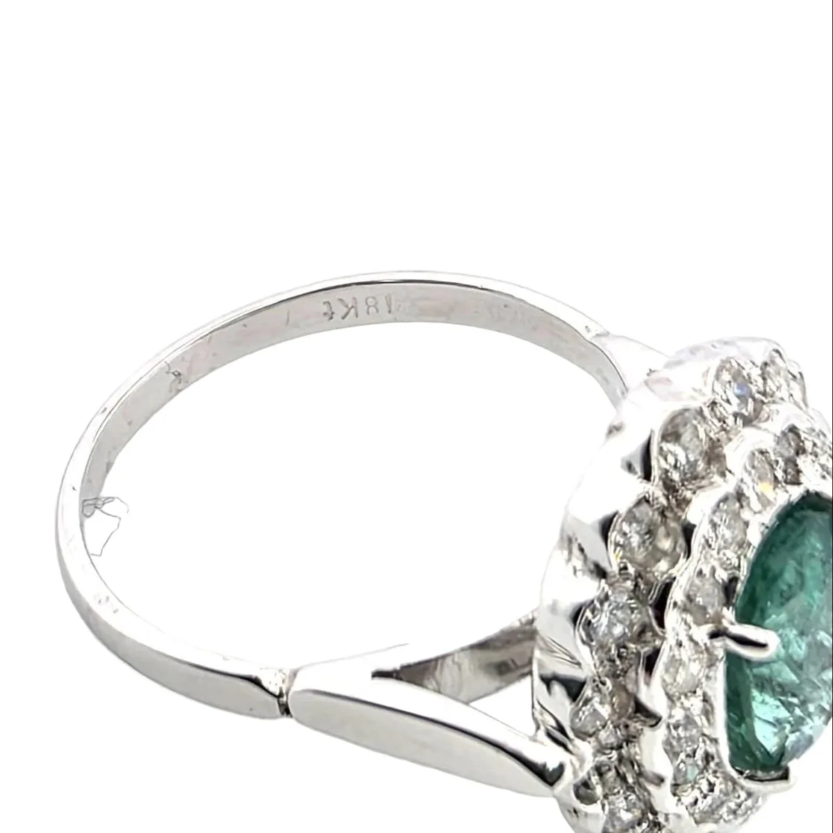 Ring Pompadour in white gold, emerald and diamonds - Image 6