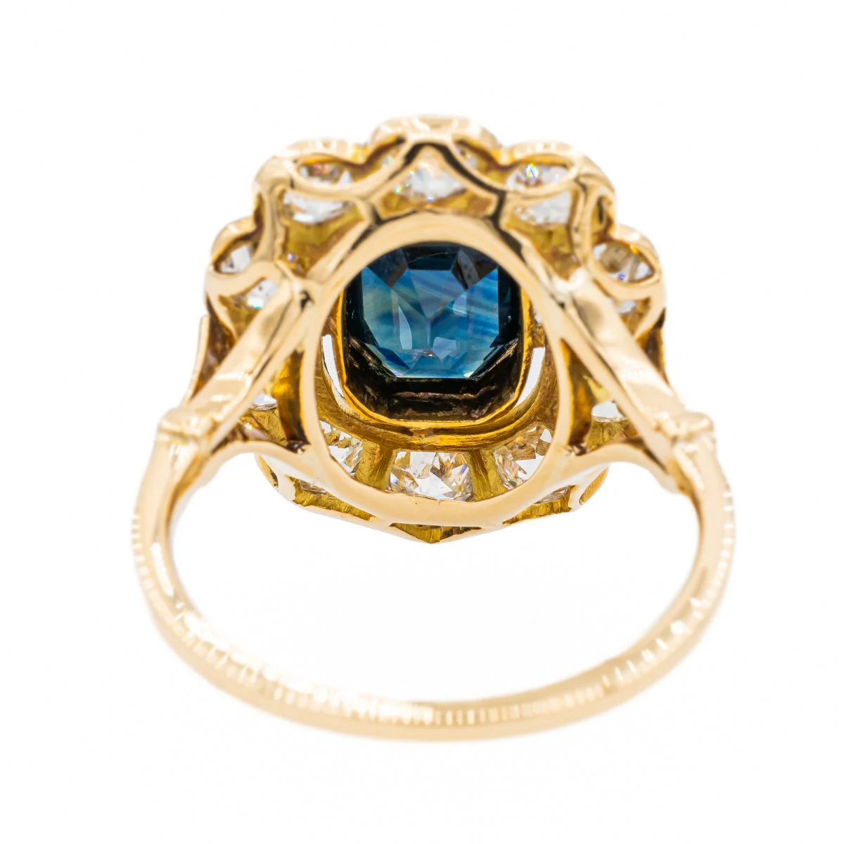 Pompadour Ring in Yellow Gold and Sapphire - Image 5