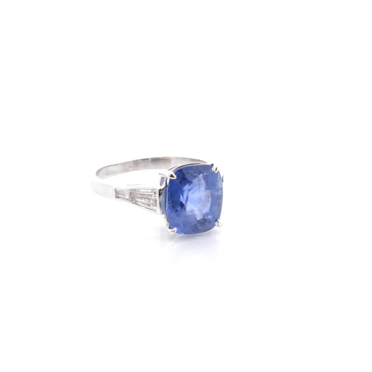 Ring in white gold, sapphire and diamonds. - Image 4