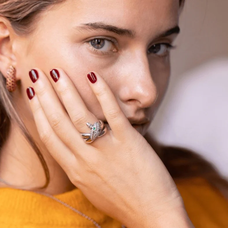 Serpent ring in white gold and diamonds - Image 2