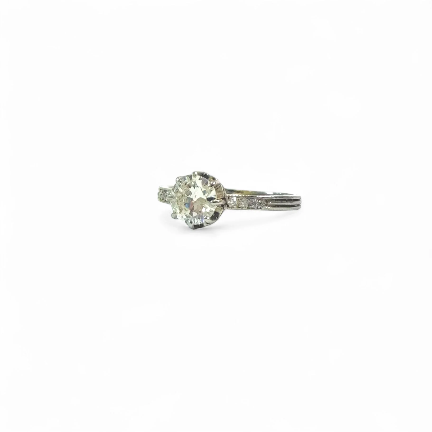 Ring solitaire in white gold and diamond