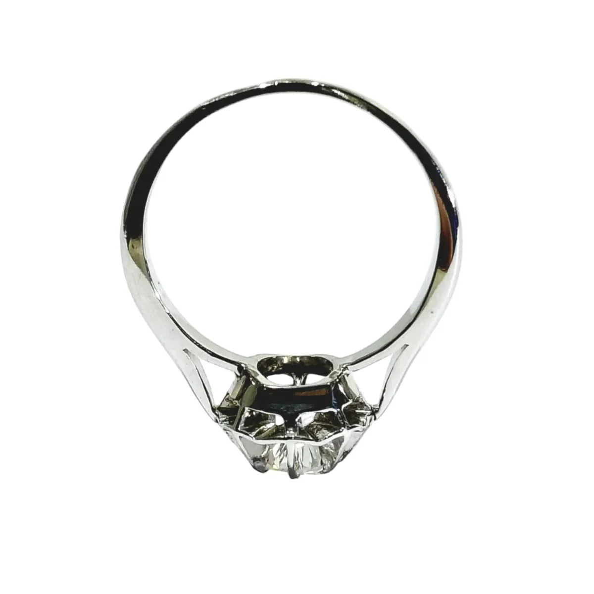 White gold and diamond Solitaire Ring - Image 8