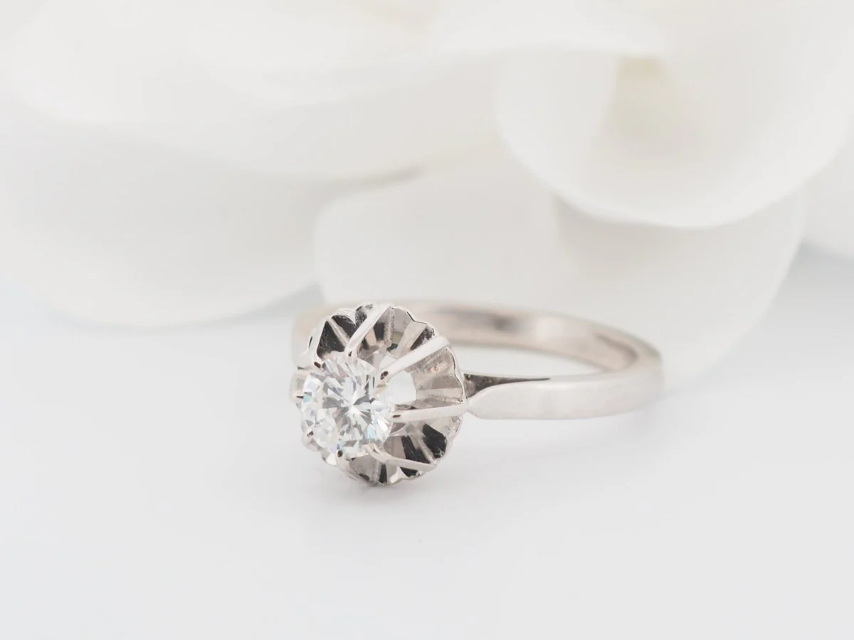 Solitaire ring in white gold and diamond - Image 3