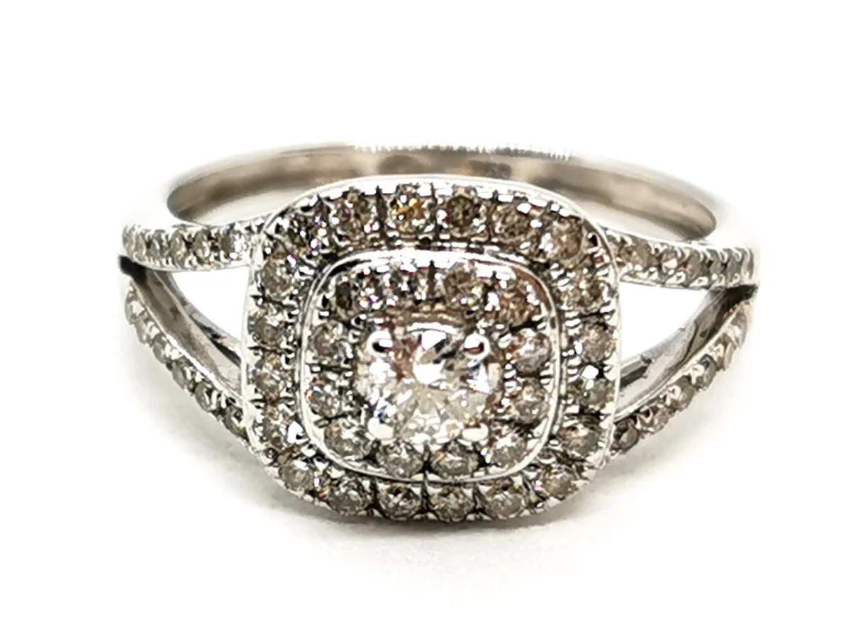 Solitaire Ring White Gold Diamond - Image 9