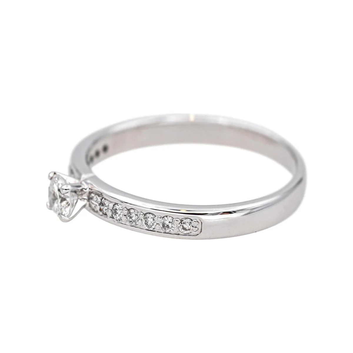 Solitaire ring in white gold and diamonds - Image 4