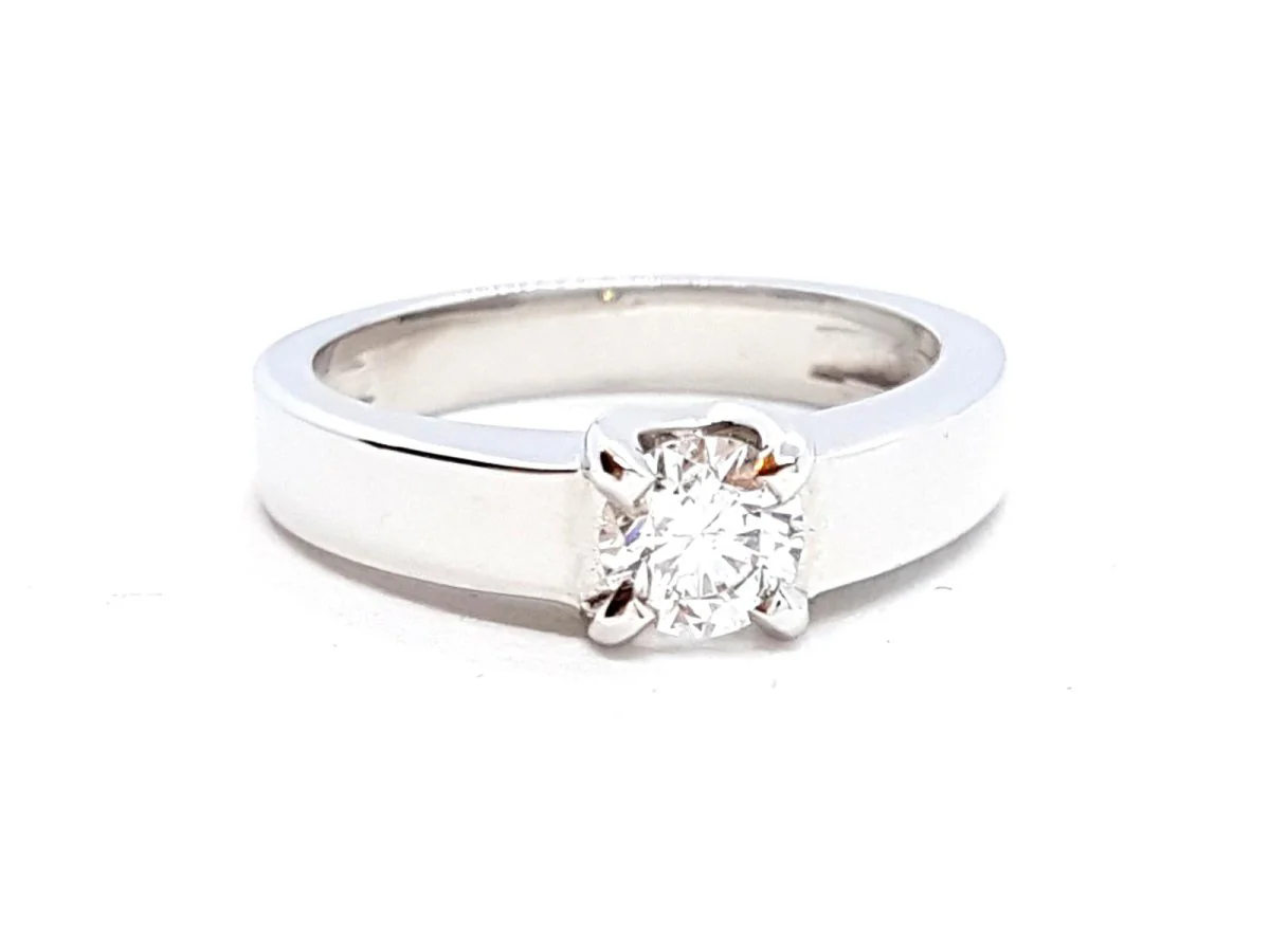 Solitaire Ring White Gold Diamond - Image 4