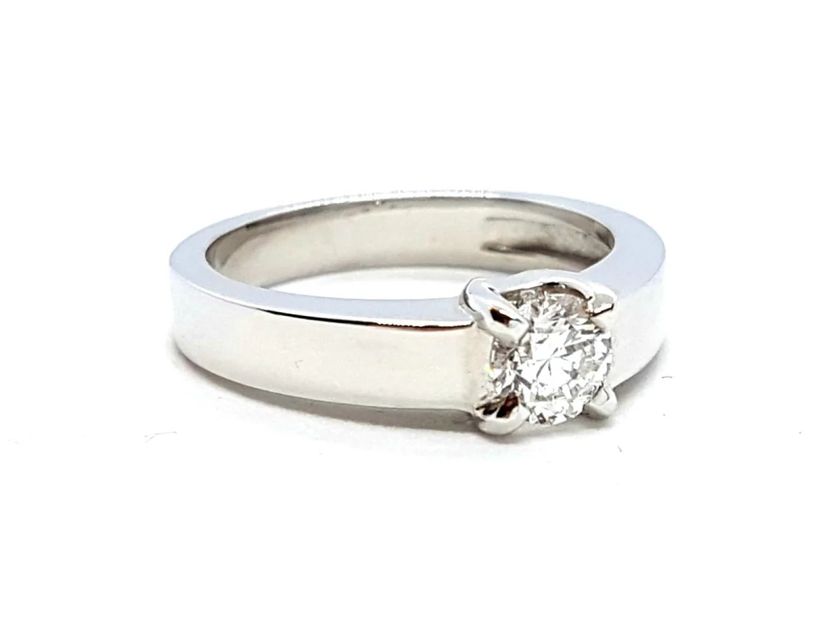 Solitaire Ring White Gold Diamond - Image 6