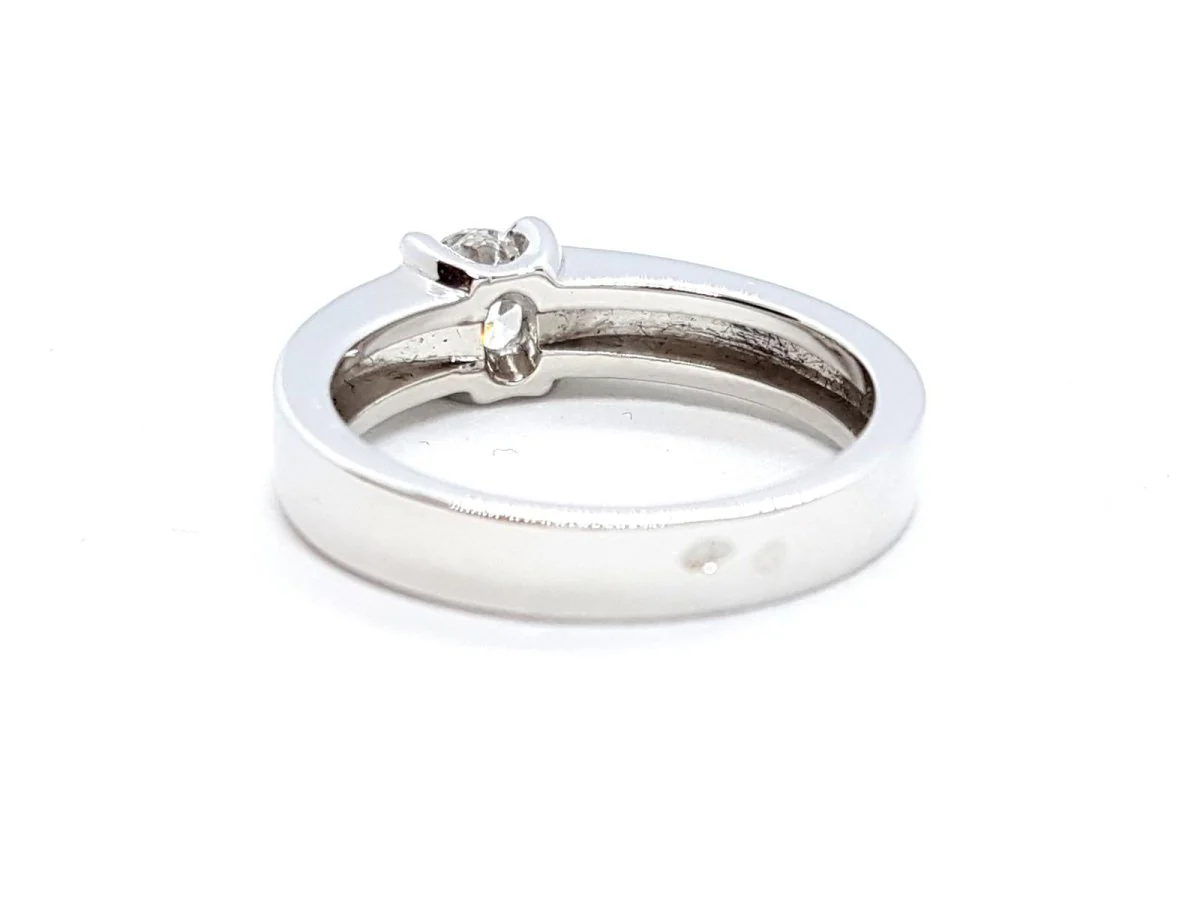 Solitaire Ring White Gold Diamond - Image 9