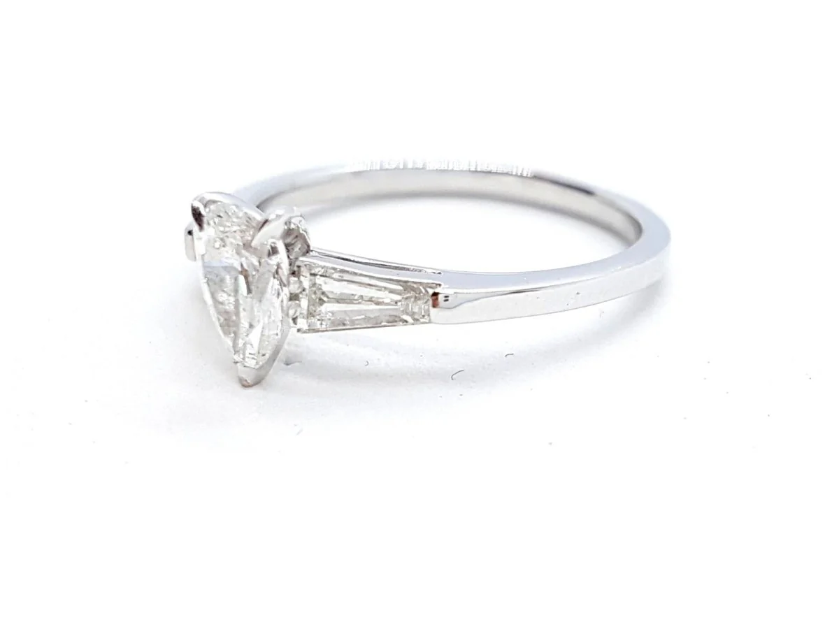Solitaire Ring White Gold Diamond - Image 10