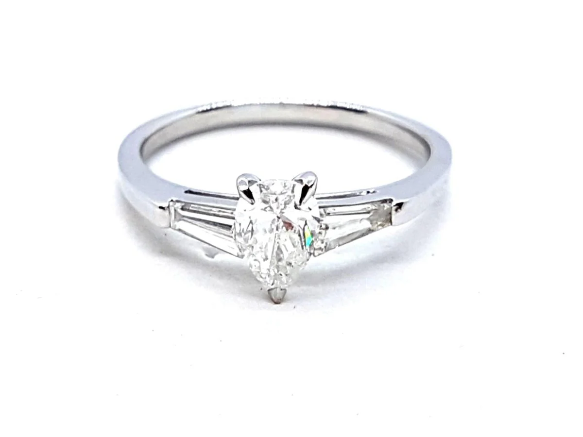 Solitaire Ring White Gold Diamond - Image 11