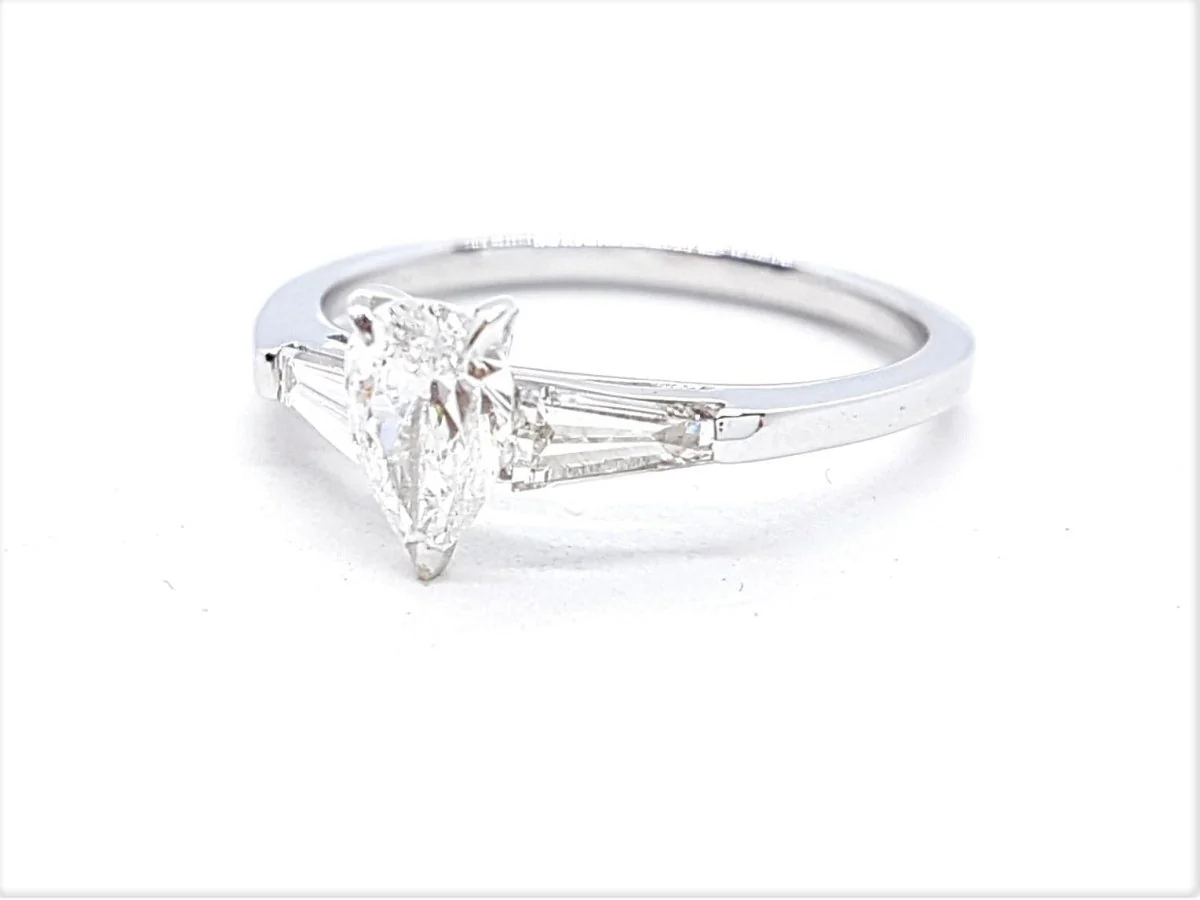 Solitaire Ring White Gold Diamond - Image 18