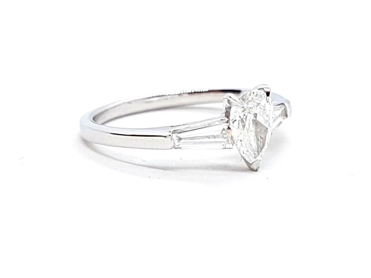 Solitaire Ring White Gold Diamond - Image 6