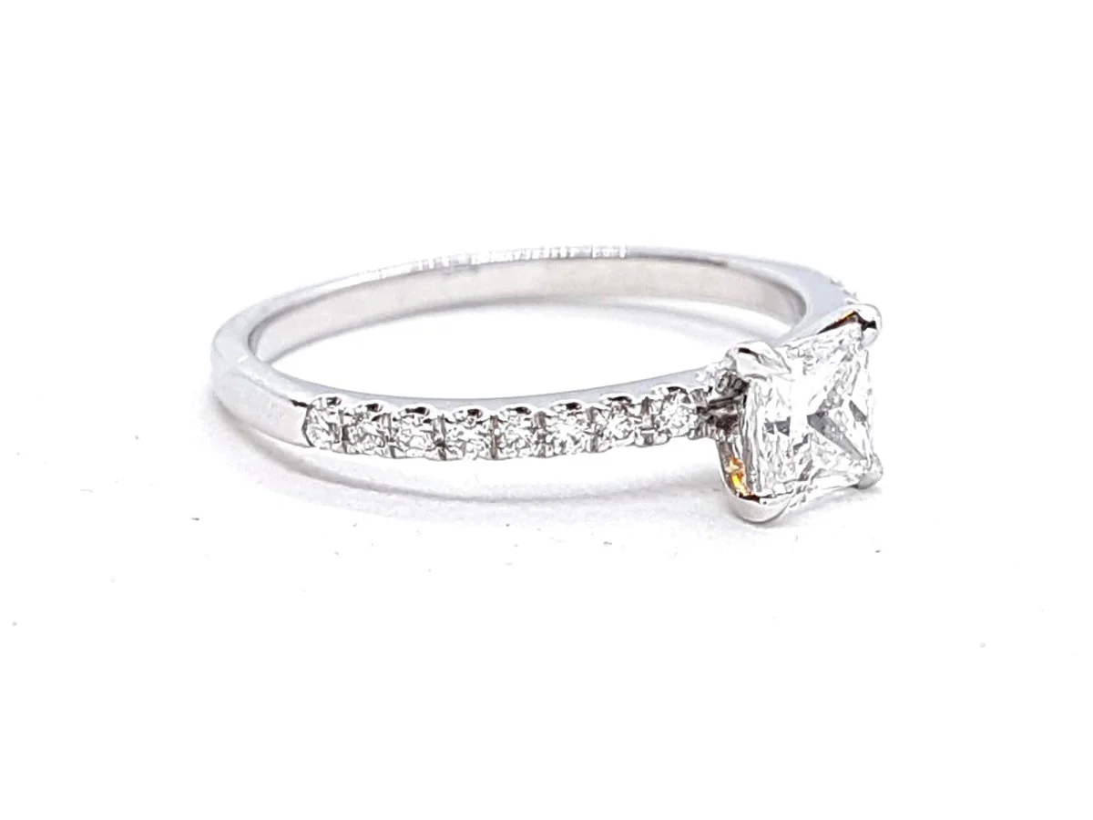 Solitaire Ring White Gold Diamond - Image 4