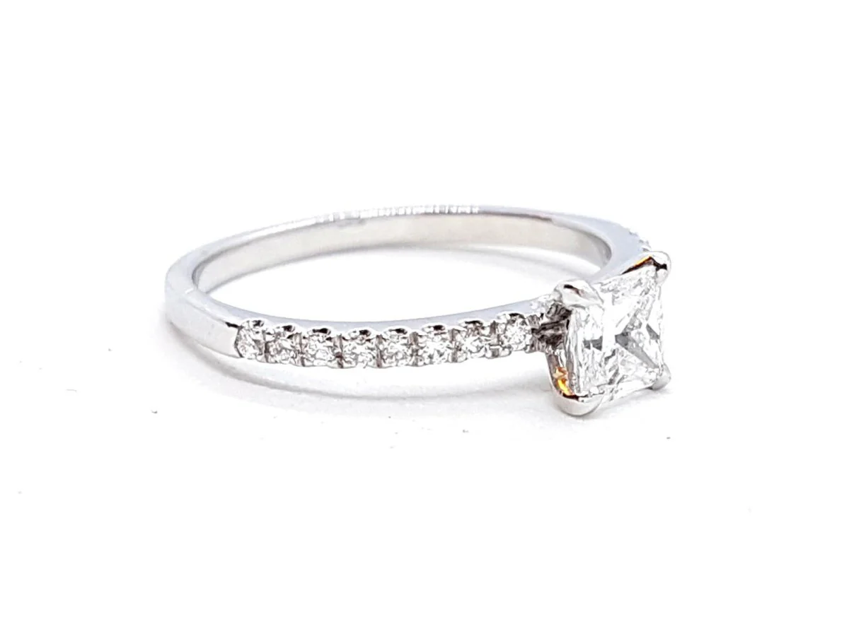 Solitaire Ring White Gold Diamond - Image 5