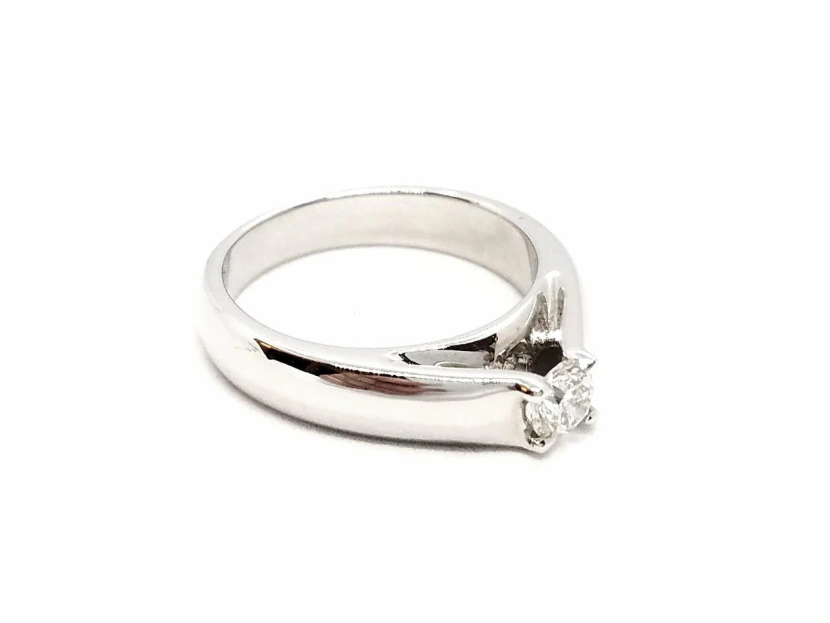 Solitaire Ring White Gold Diamond - Image 10