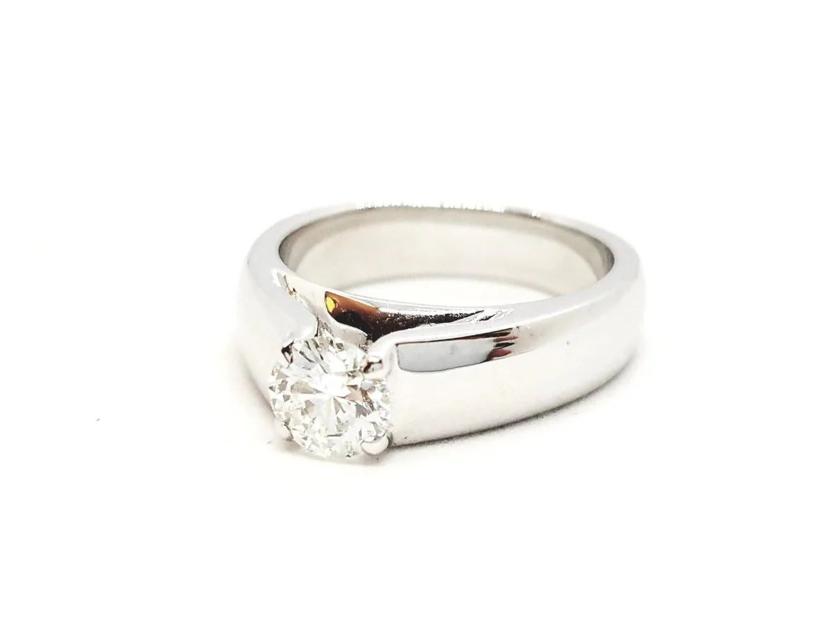 Solitaire Ring White Gold Diamond - Image 9