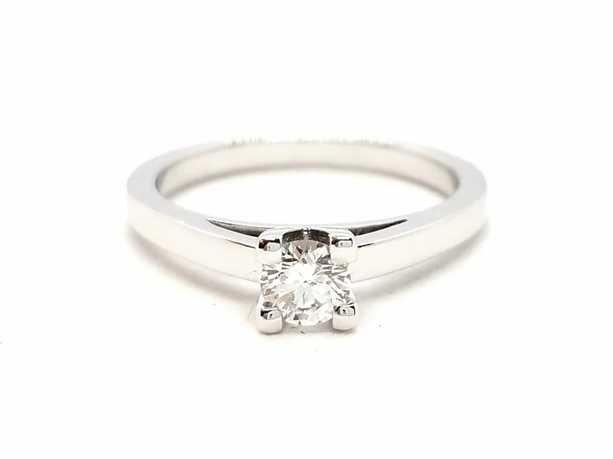 Solitaire Ring White Gold Diamond