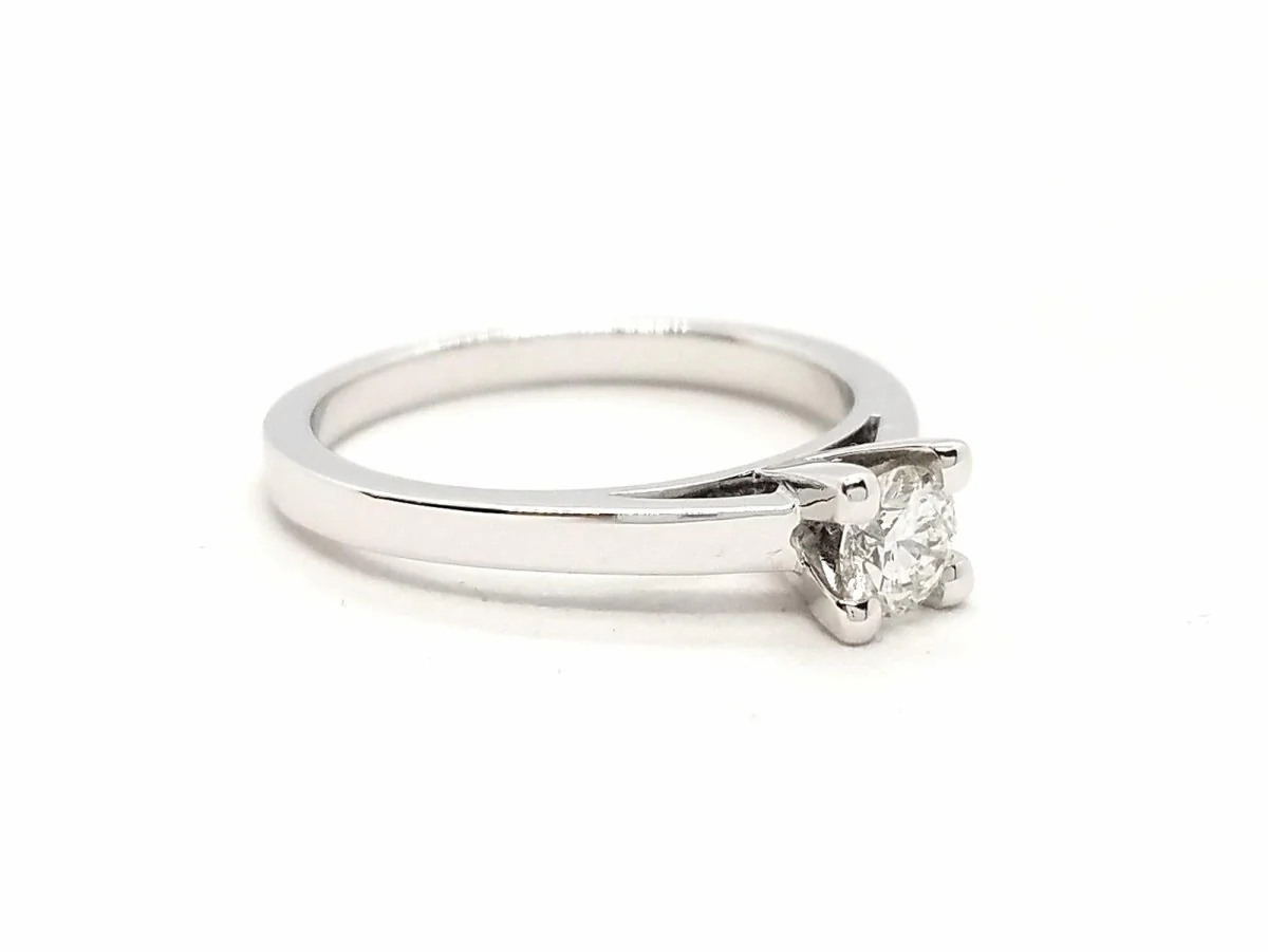 Solitaire Ring White Gold Diamond - Image 9