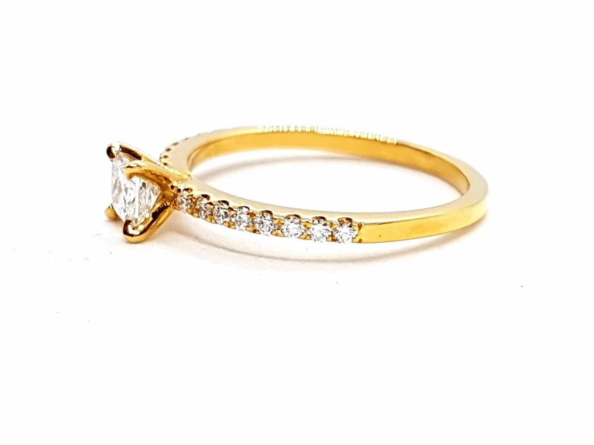 Solitaire Ring Yellow gold Diamond - Image 13