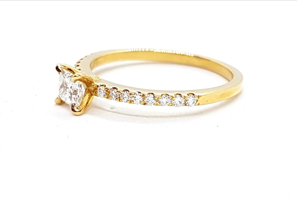 Solitaire Ring Yellow gold Diamond - Image 14