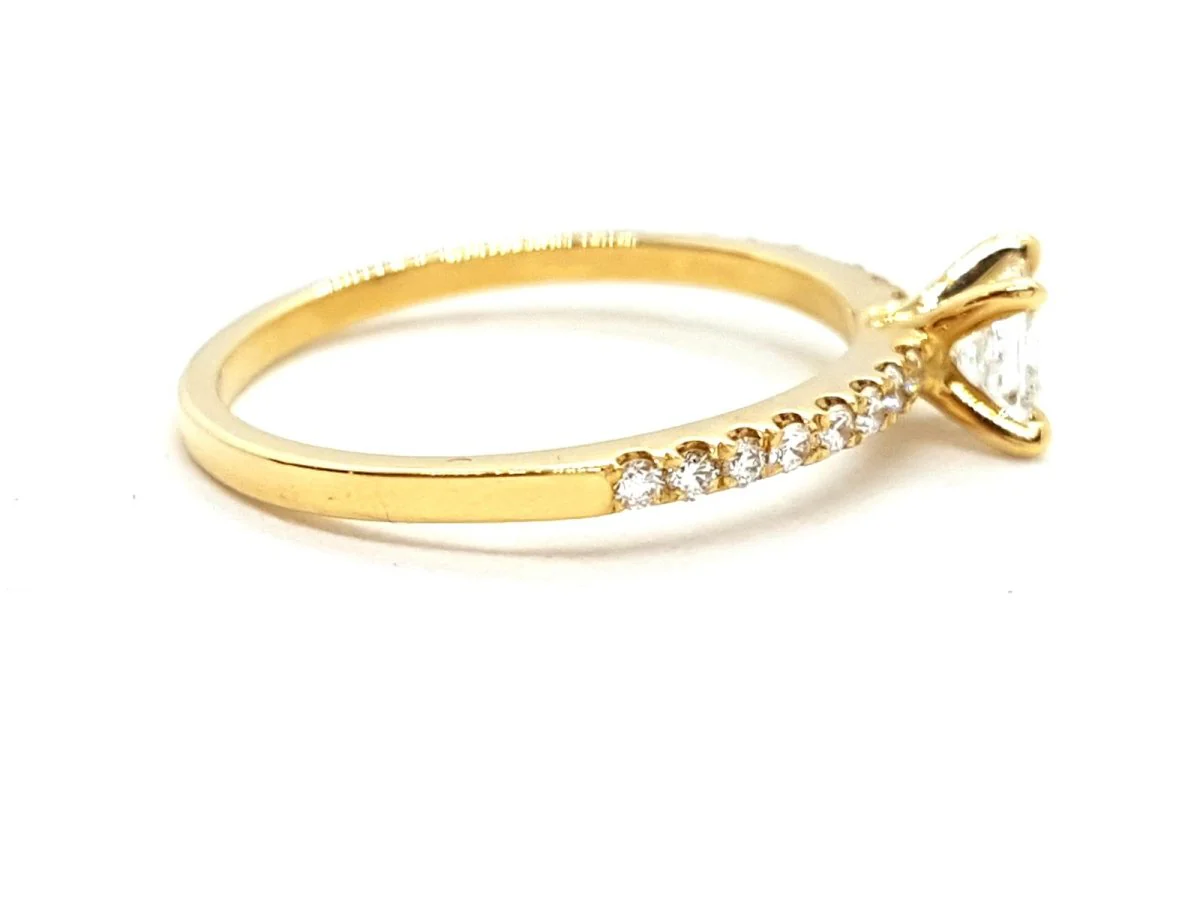 Solitaire Ring Yellow gold Diamond - Image 8