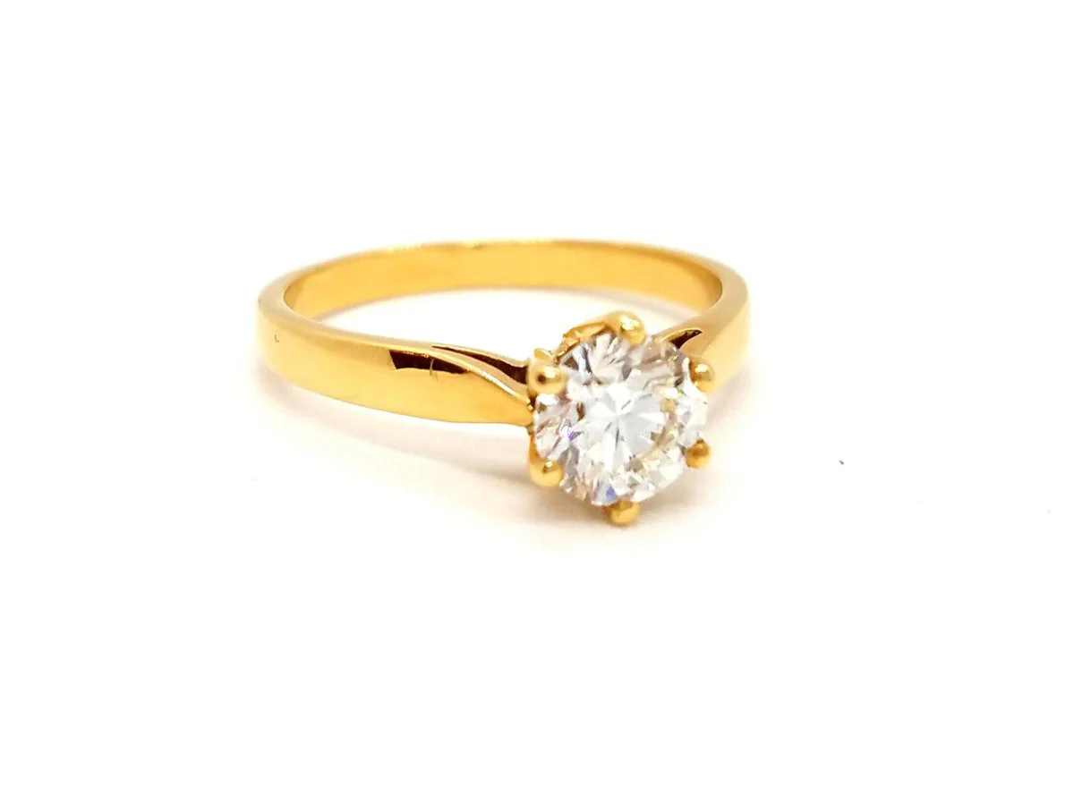 Solitaire Ring Yellow Gold Diamond - Image 4